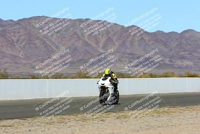 media/Jan-09-2022-SoCal Trackdays (Sun) [[2b1fec8404]]/Front Straight Speed Shots (1pm)/